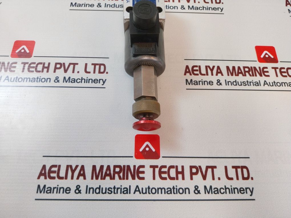 Yuken Dslg-01-3-c-r100-c-n-1012 Directional Valve