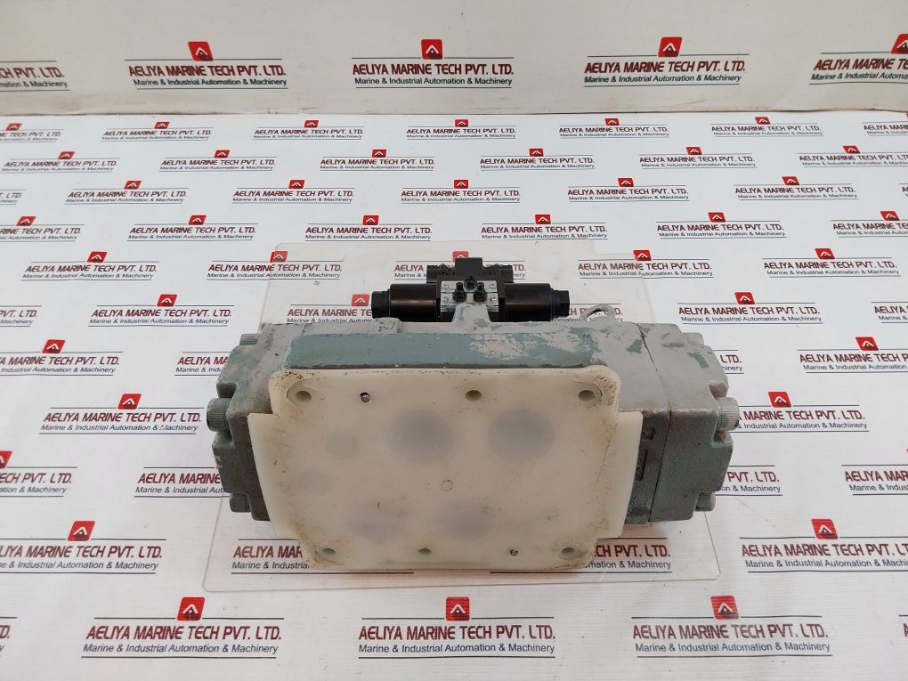 Yuken Kogyo S-ddhg-10-3C40-c1C2-t-r100-c-43 Directional Valve Tc1G-01-40