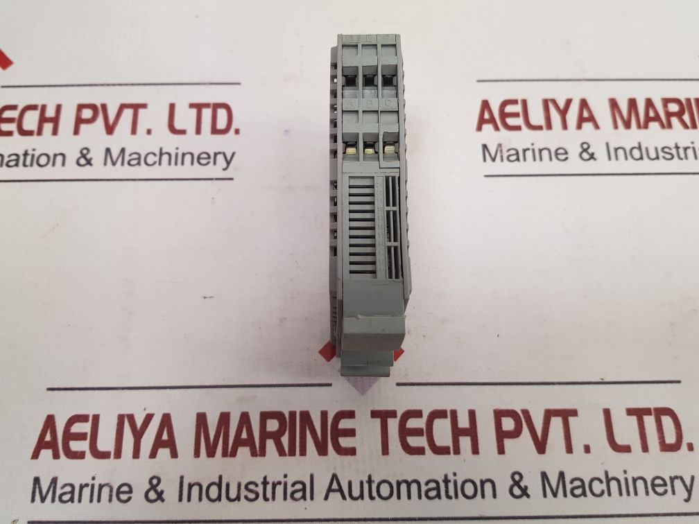 Zellweger 2106B1110 Converter Module 2106M0509