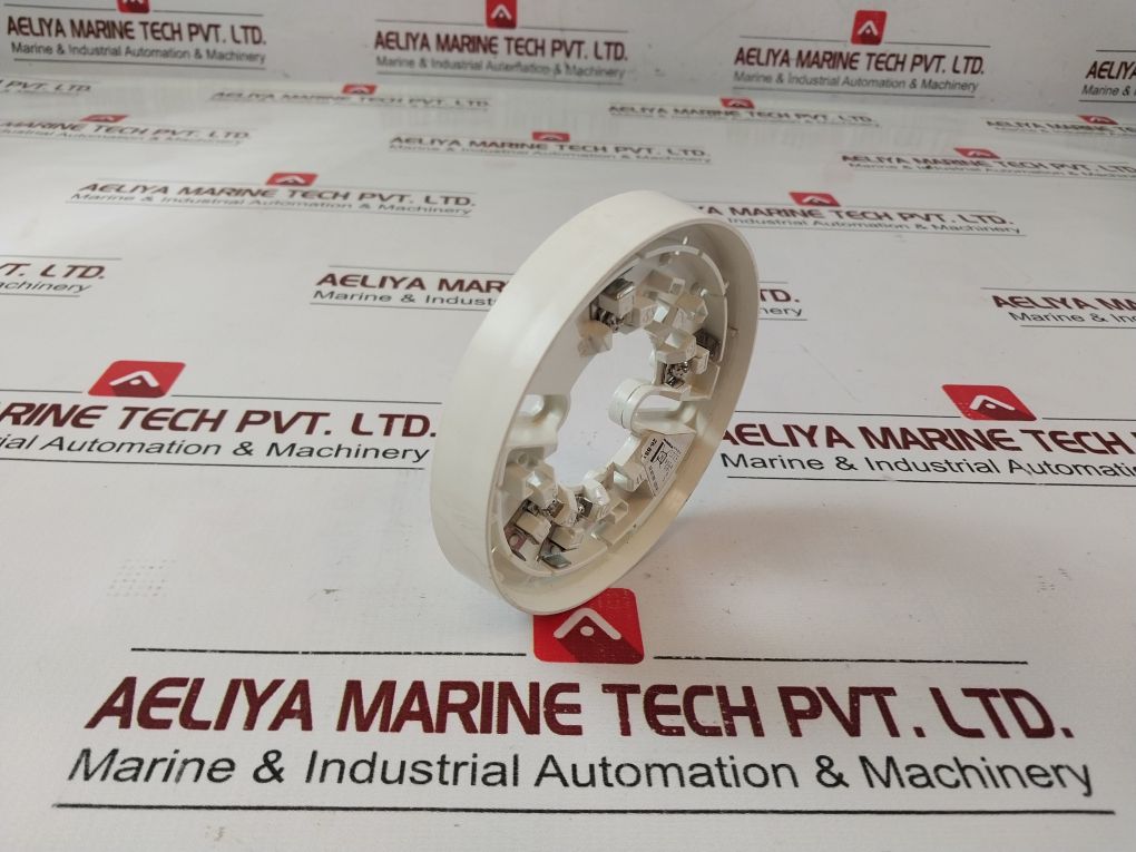 Ziton Z6-bs1 Surface Mounting Detector Base 83901.103