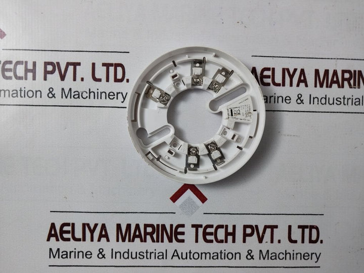 Lot Of 9X Zp7-sb1-p Detector Base