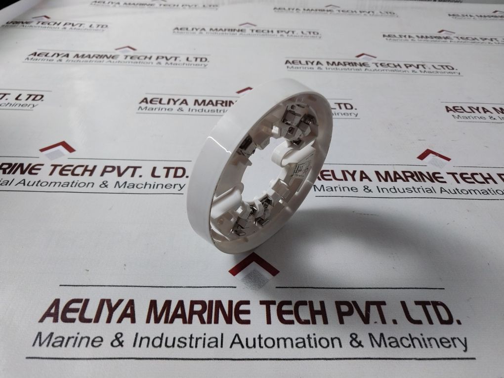 Lot Of 9X Zp7-sb1-p Detector Base